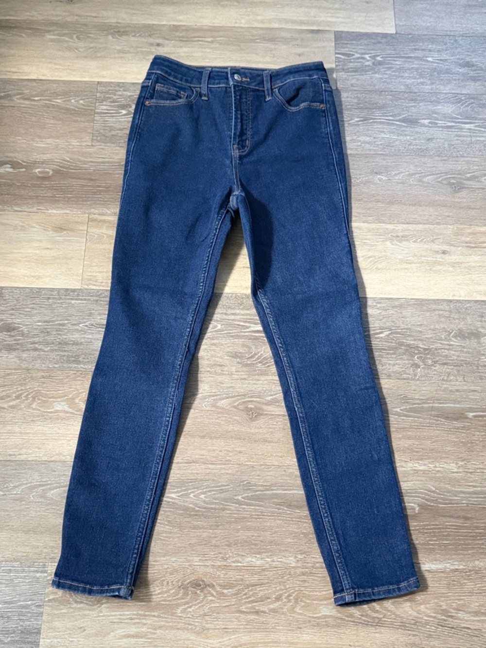 Old Navy Extra High Rise Rockstar Super Skinny Size 6 Dark Denim